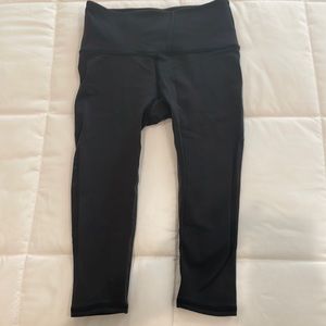 Lululemon Cropped Legging